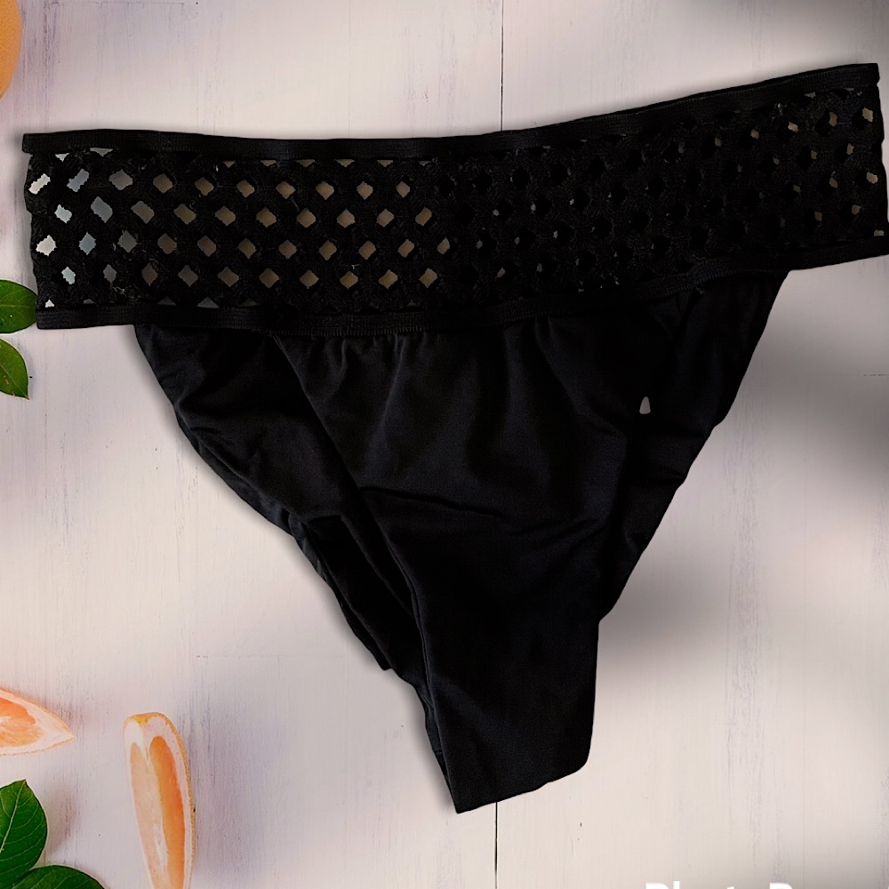 Beach Bunny Swim Bottoms Size Small